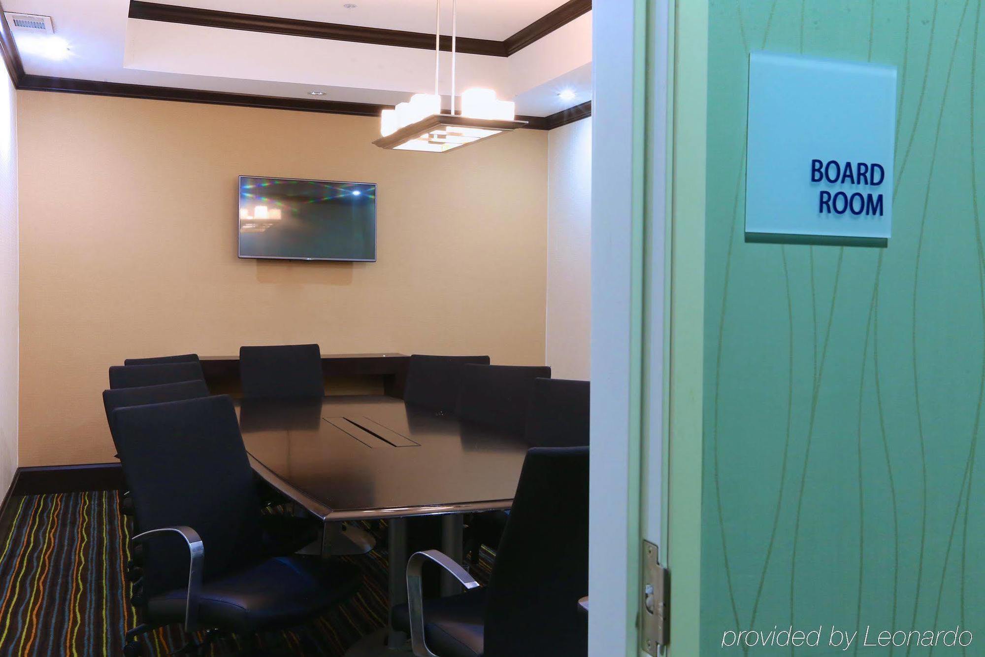 Holiday Inn Express Hotel & Suites Dallas West By Ihg מראה חיצוני תמונה
