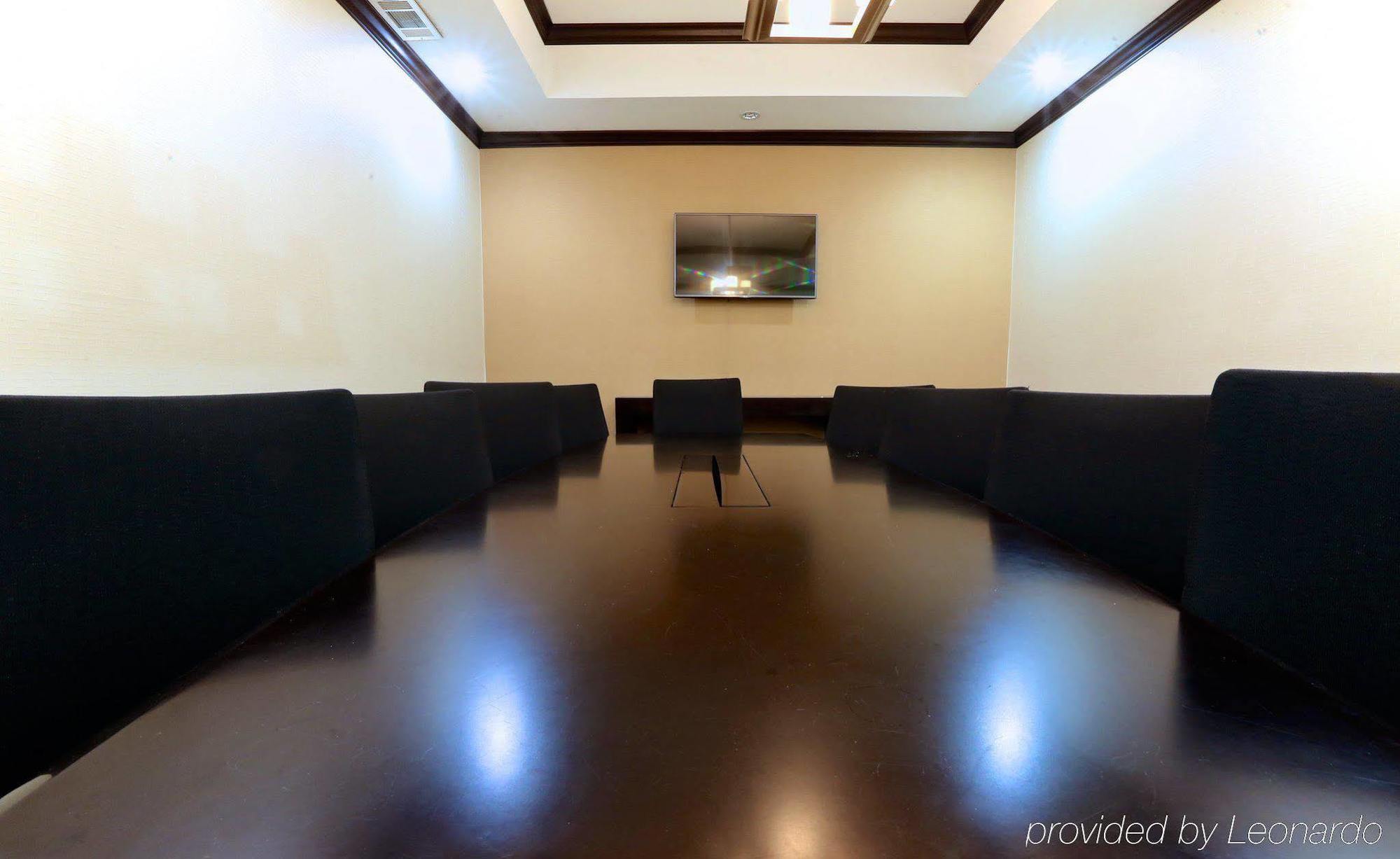 Holiday Inn Express Hotel & Suites Dallas West By Ihg מראה חיצוני תמונה