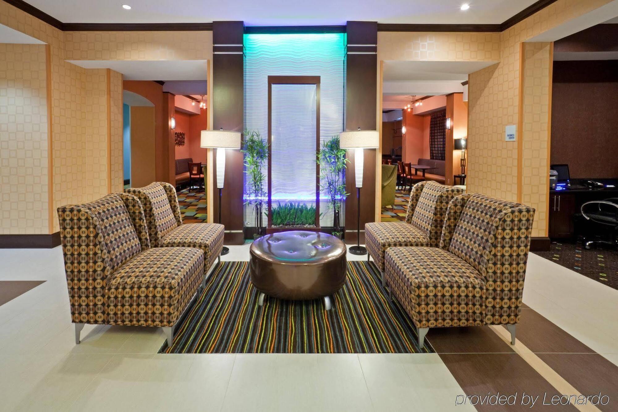 Holiday Inn Express Hotel & Suites Dallas West By Ihg מראה חיצוני תמונה